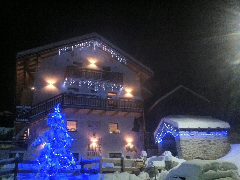 Alpe Rebelle Bed & Breakfast Bionaz Exterior foto