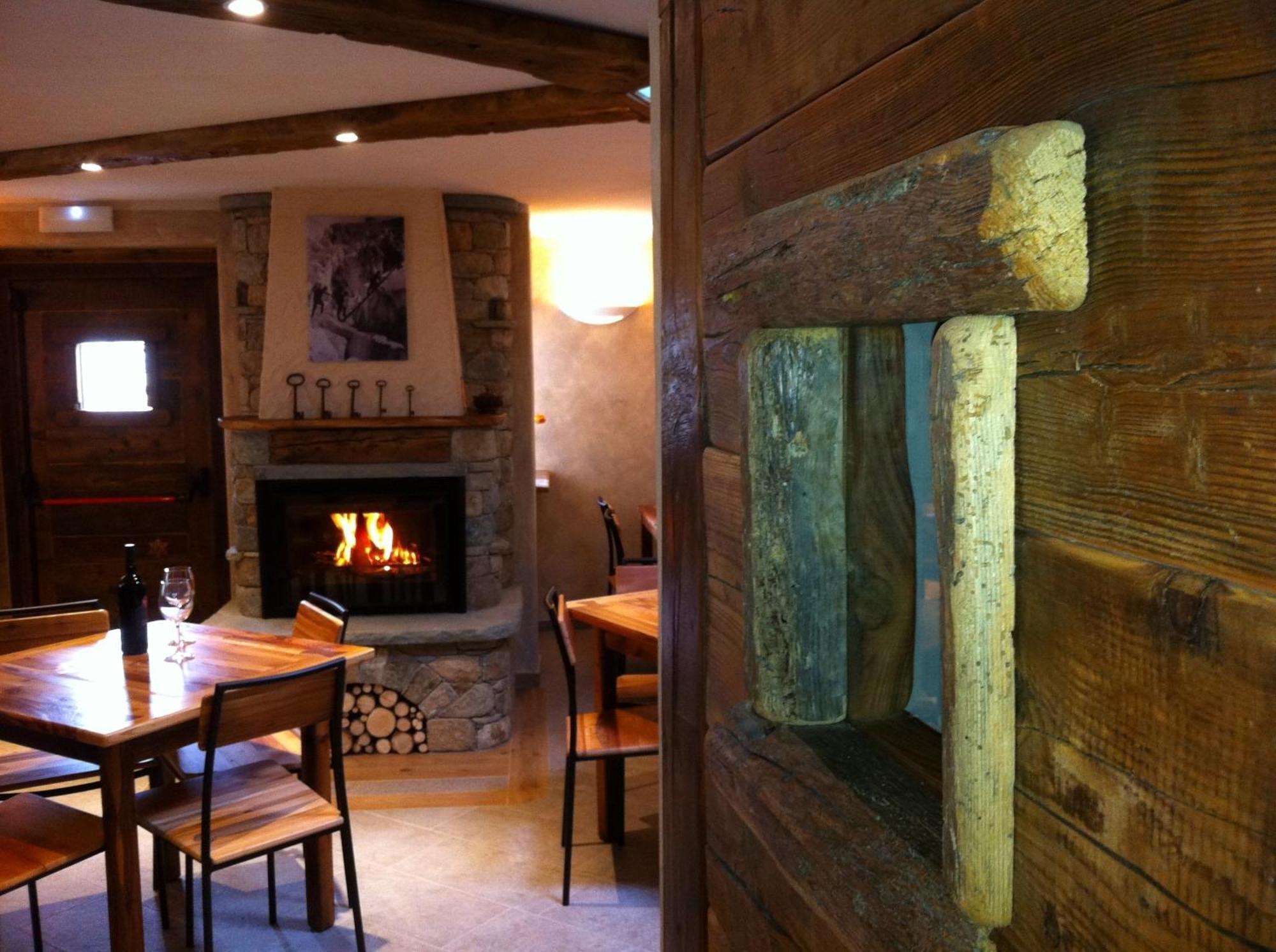 Alpe Rebelle Bed & Breakfast Bionaz Exterior foto