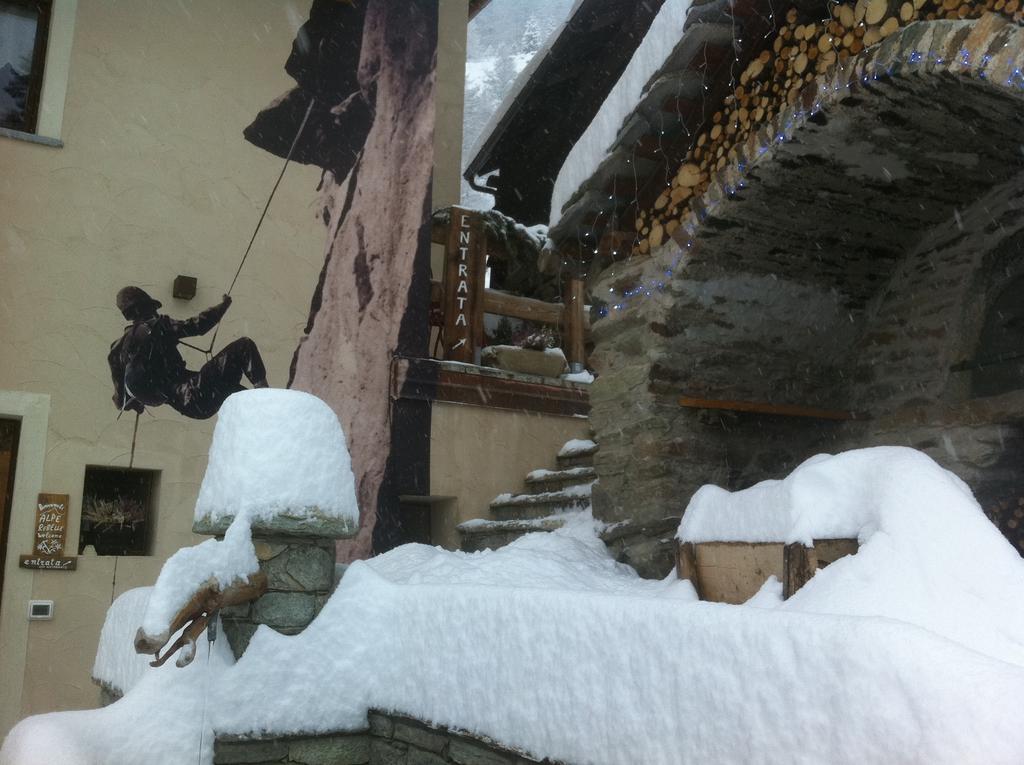 Alpe Rebelle Bed & Breakfast Bionaz Exterior foto