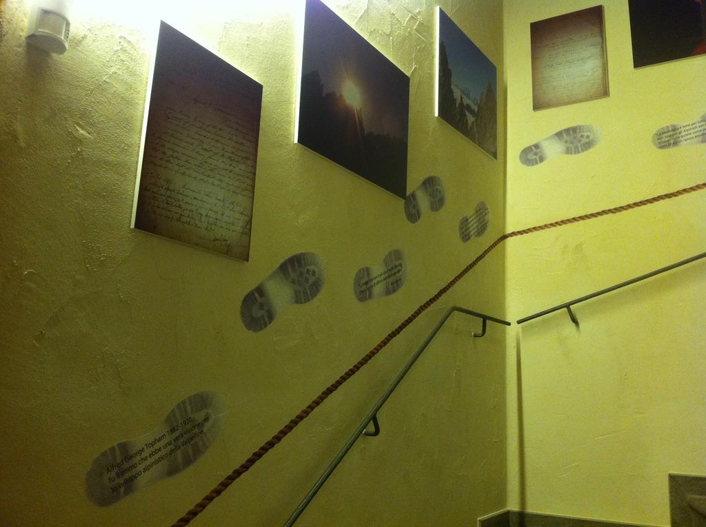 Alpe Rebelle Bed & Breakfast Bionaz Exterior foto