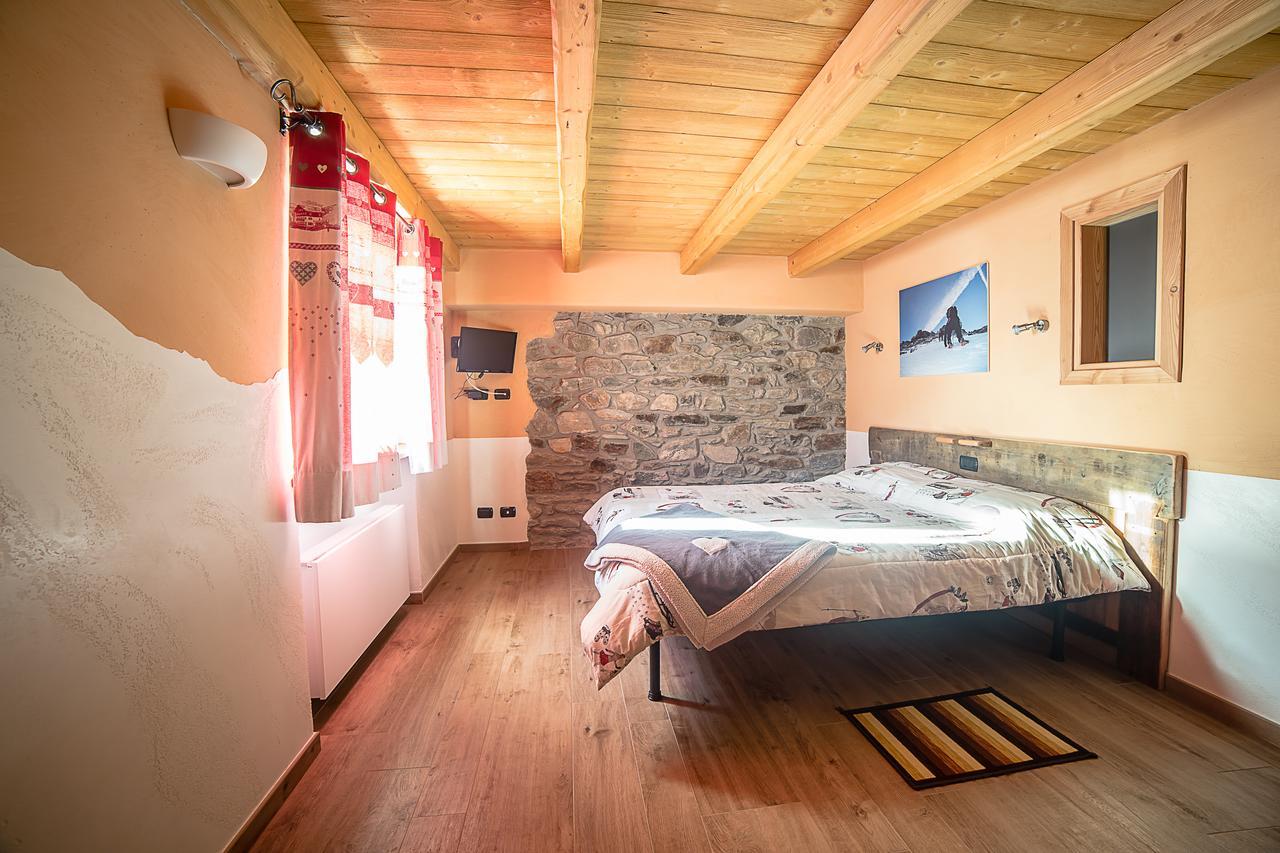 Alpe Rebelle Bed & Breakfast Bionaz Exterior foto