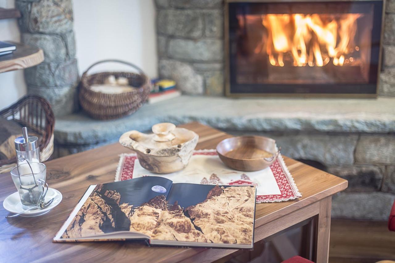 Alpe Rebelle Bed & Breakfast Bionaz Exterior foto